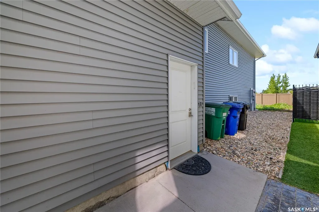 114 Pichler Crescent Saskatoon SK S7V 0G5