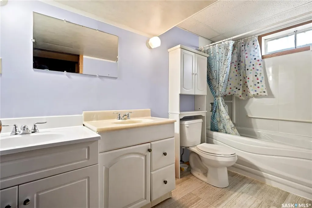 3326 4th Avenue N Regina SK S4R 0V6