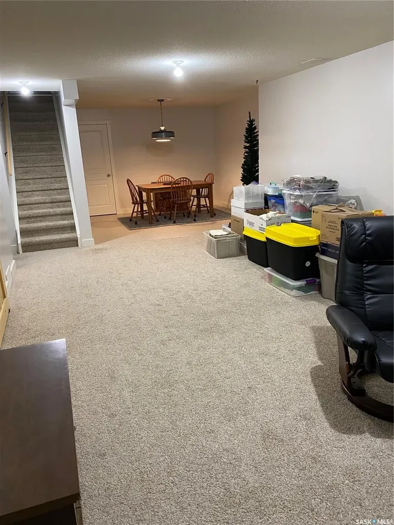 201 1st Street Kelvington SK S0A 1W0