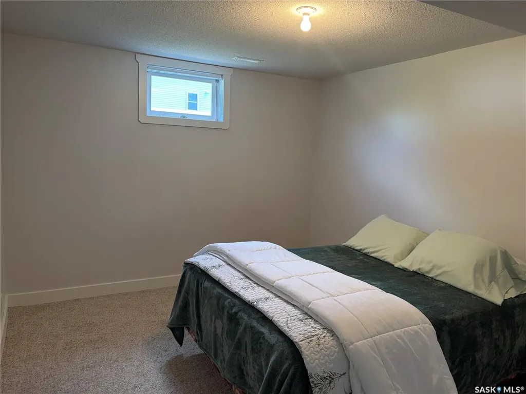 201 1st Street Kelvington SK S0A 1W0