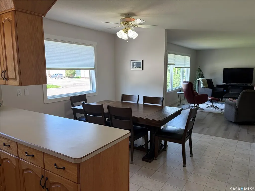 201 1st Street Kelvington SK S0A 1W0