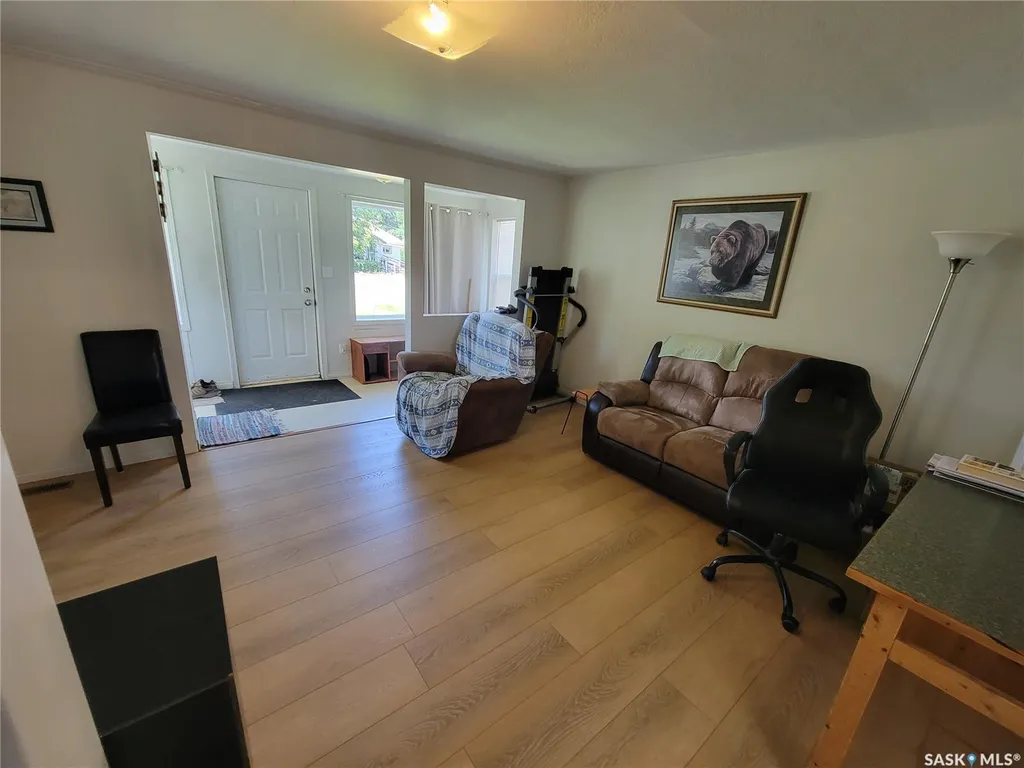 118 1st Street W St. Walburg SK S0M 2T0