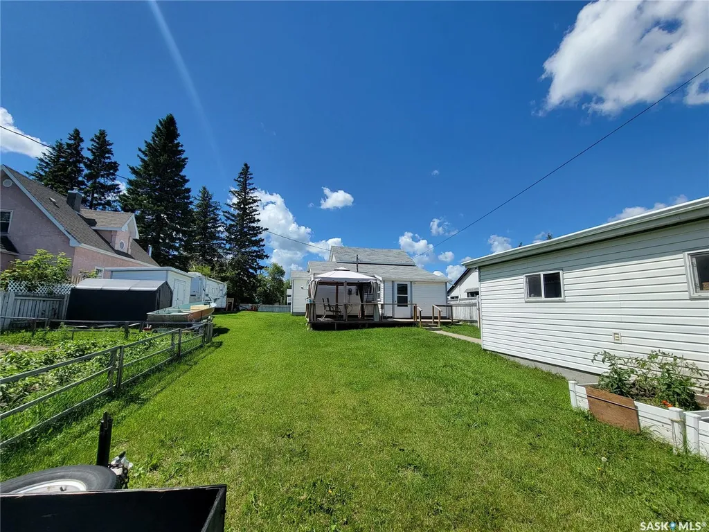 118 1st Street W St. Walburg SK S0M 2T0