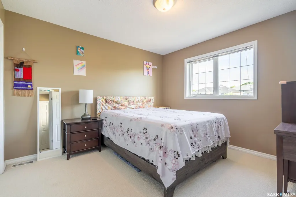 2400 Tell Place Regina SK S4V 3E3