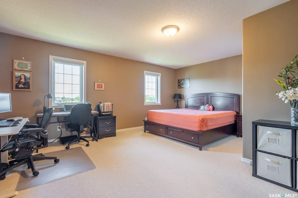 2400 Tell Place Regina SK S4V 3E3