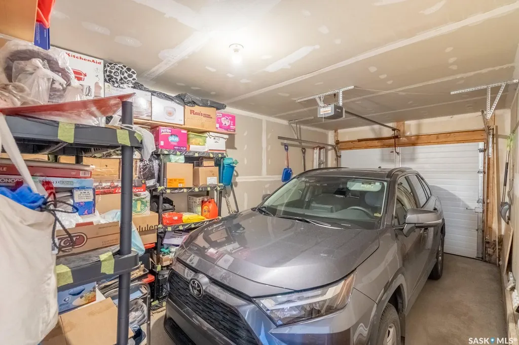 2400 Tell Place Regina SK S4V 3E3