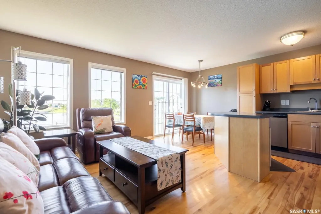 2400 Tell Place Regina SK S4V 3E3