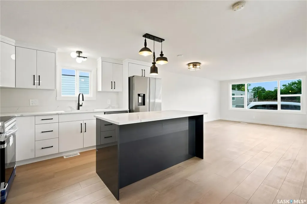 219 Grant Street Saskatoon SK S7N 2A5
