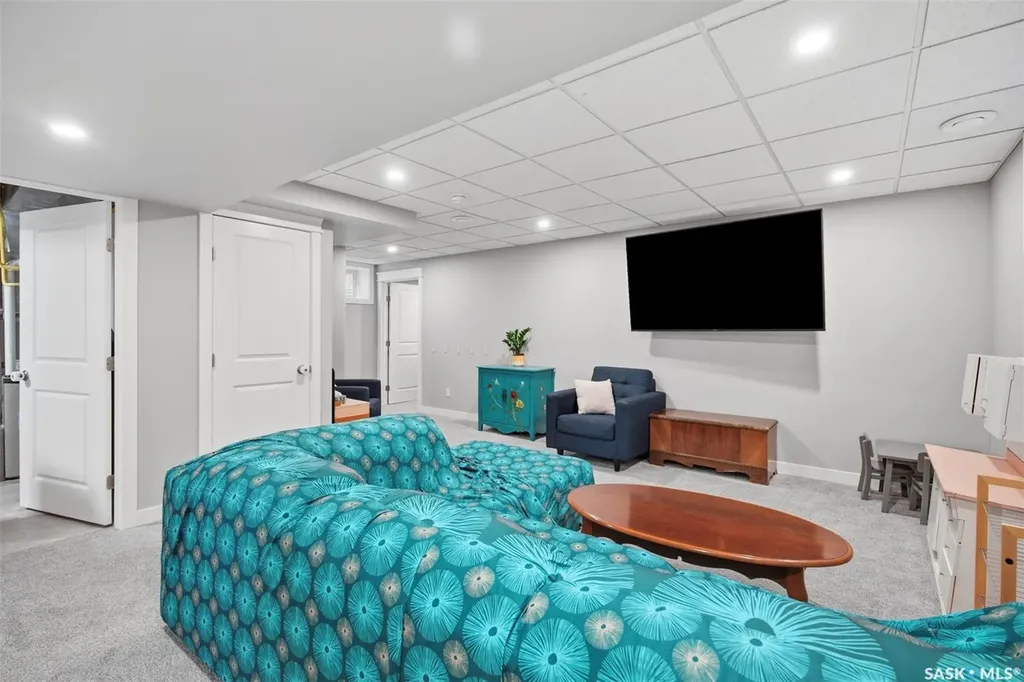 1115 Werschner Crescent Saskatoon SK S7V 0A7