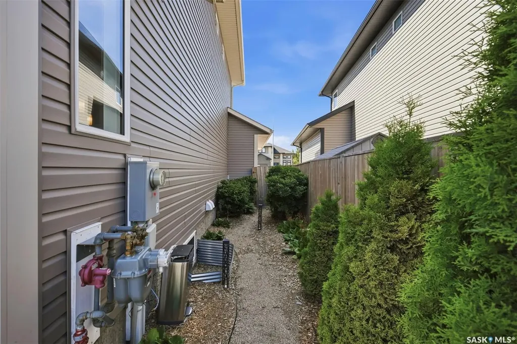 1115 Werschner Crescent Saskatoon SK S7V 0A7
