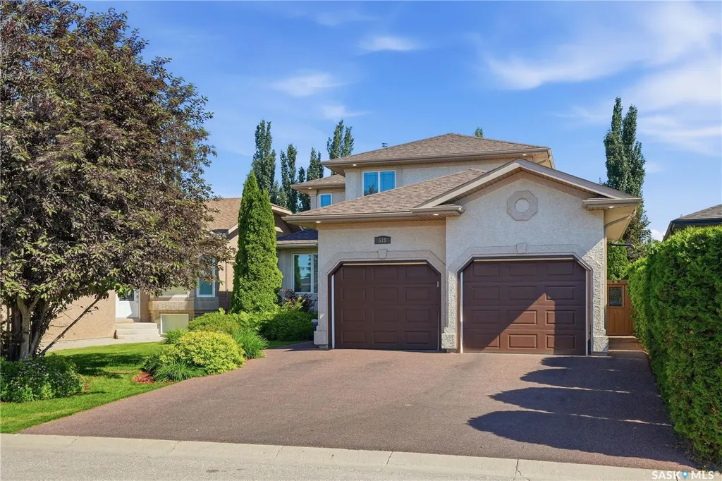 518 Sears Cove Saskatoon SK S7N 4V6