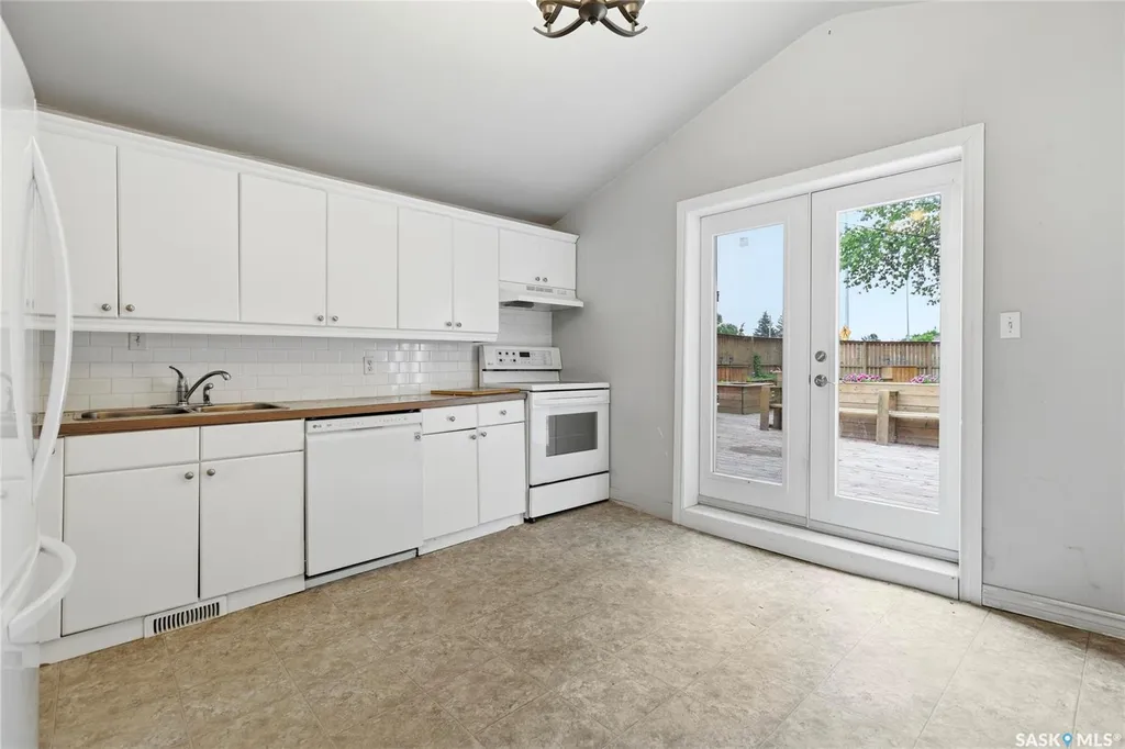 2157 Francis Street Regina SK S4N 2P4