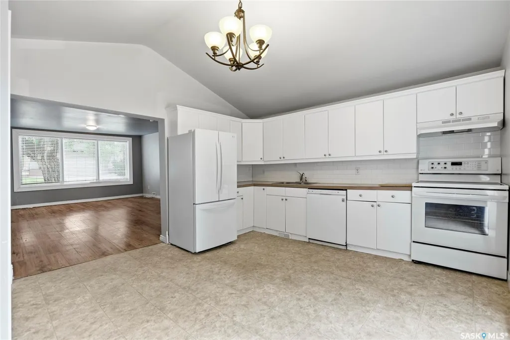2157 Francis Street Regina SK S4N 2P4