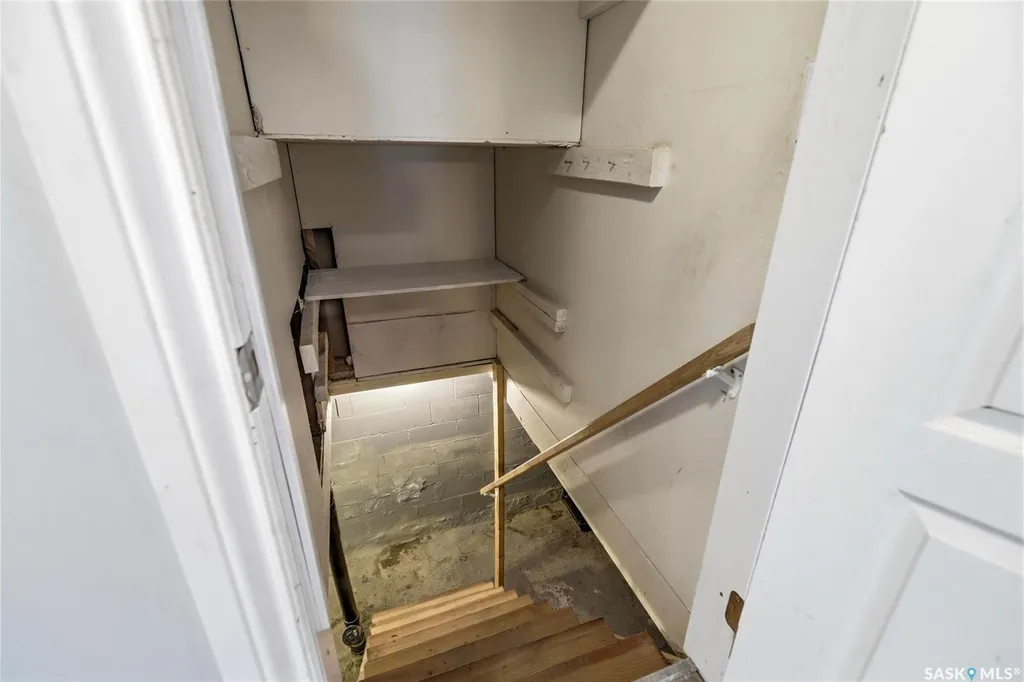 2157 Francis Street Regina SK S4N 2P4