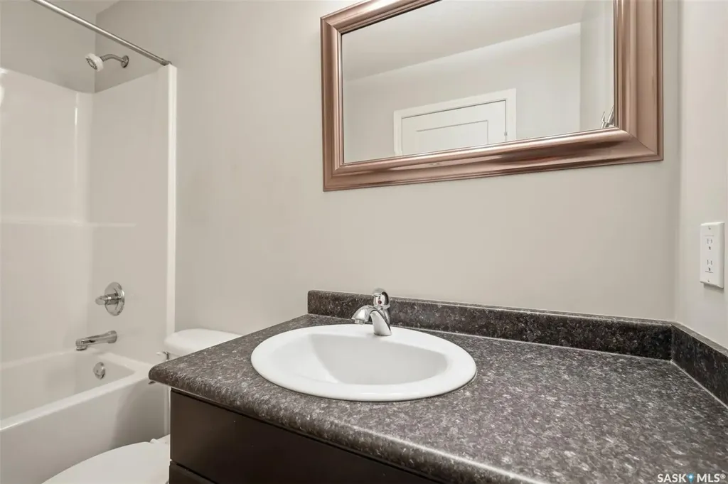 123 Henick Crescent Saskatoon SK S7R 0J9