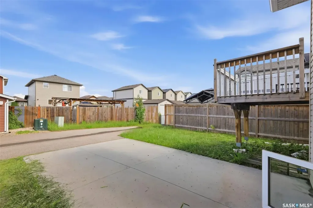 123 Henick Crescent Saskatoon SK S7R 0J9