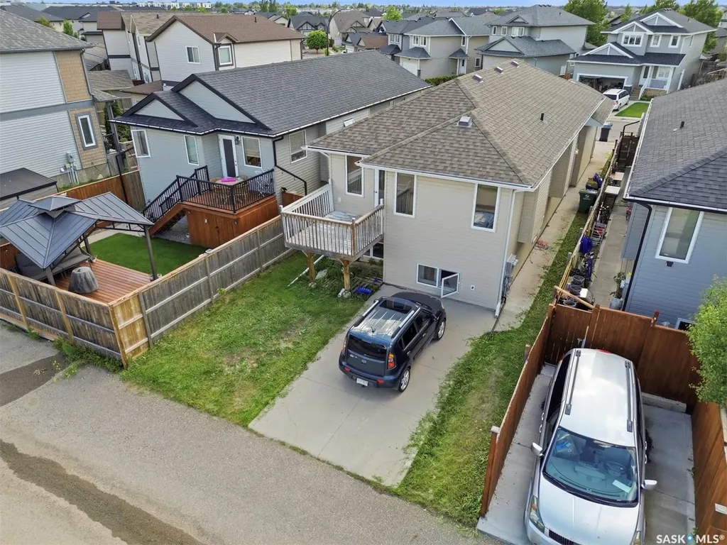 123 Henick Crescent Saskatoon SK S7R 0J9