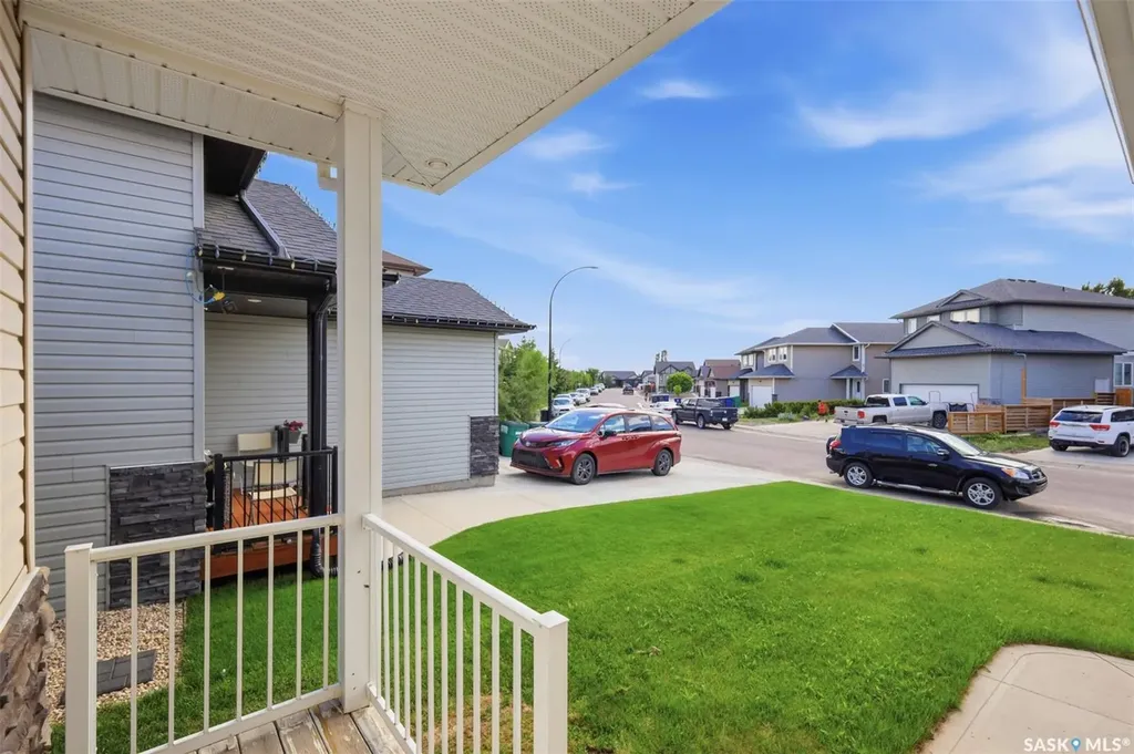 123 Henick Crescent Saskatoon SK S7R 0J9