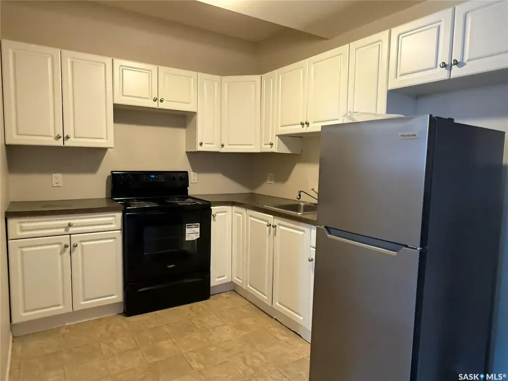 123 Henick Crescent Saskatoon SK S7R 0J9