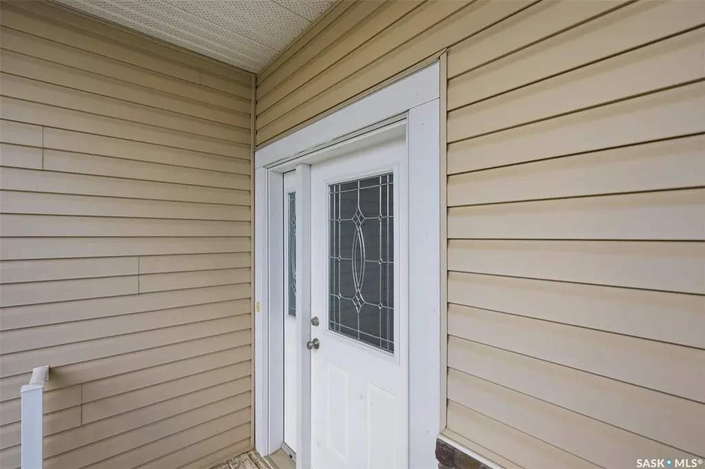 123 Henick Crescent Saskatoon SK S7R 0J9