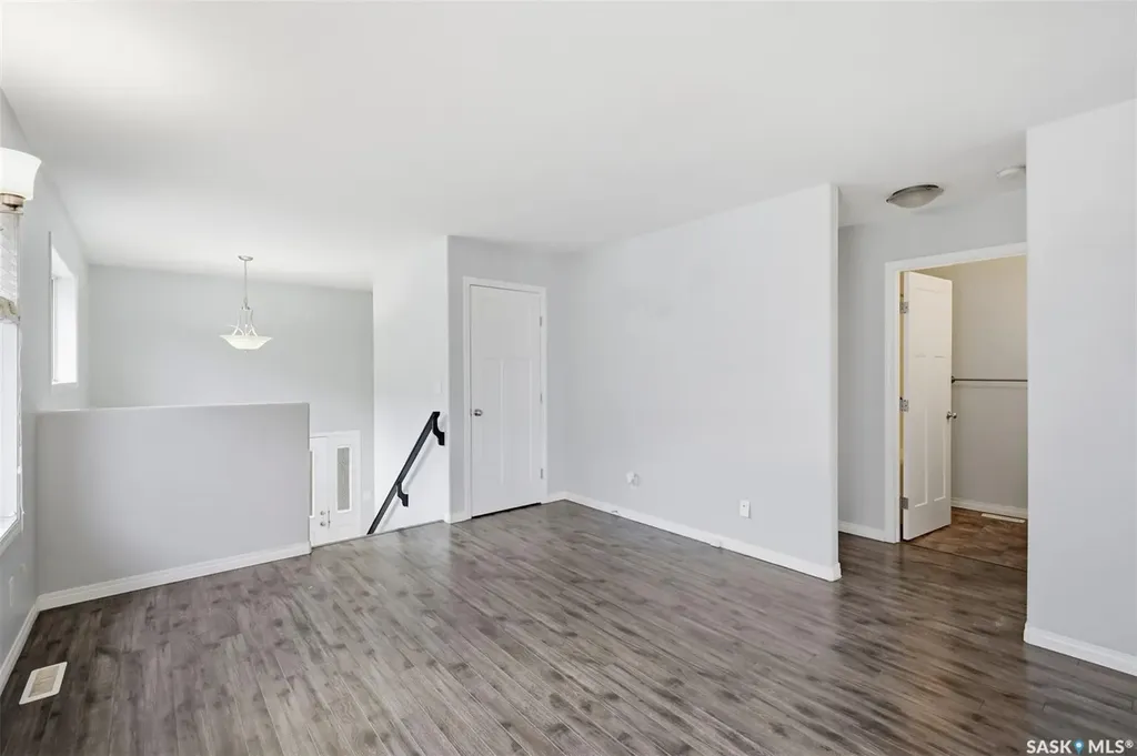 123 Henick Crescent Saskatoon SK S7R 0J9