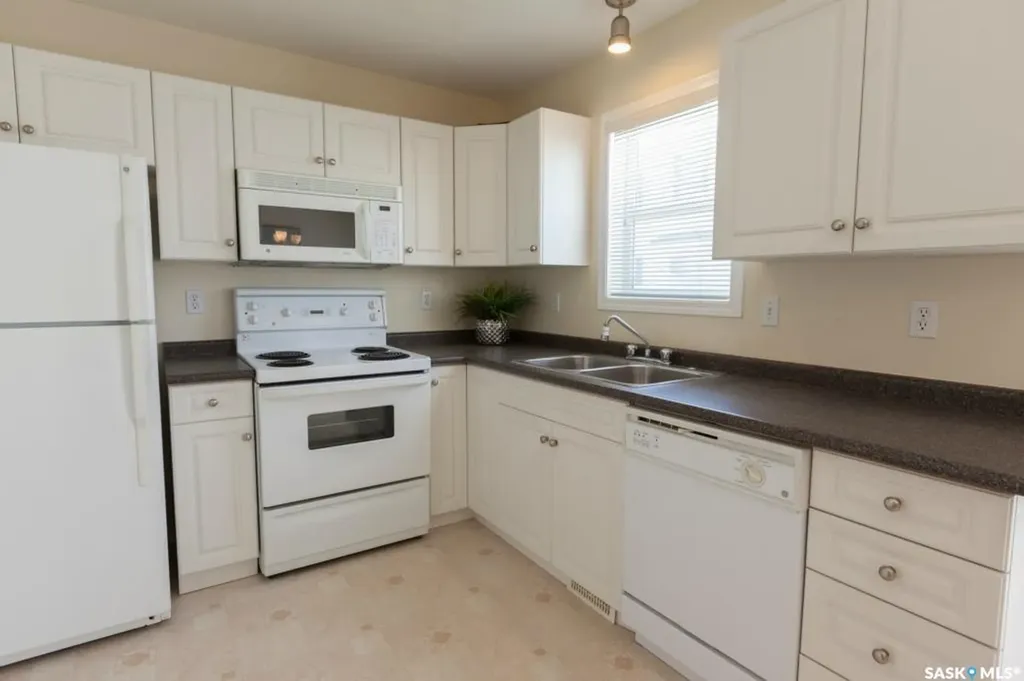 203 Herold Terrace Saskatoon SK S7V 1H8
