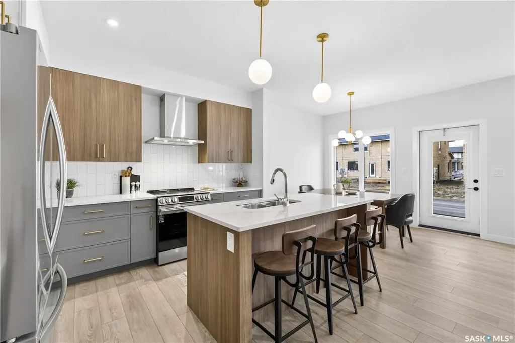 830 Brighton Boulevard Saskatoon SK S7V 2A8