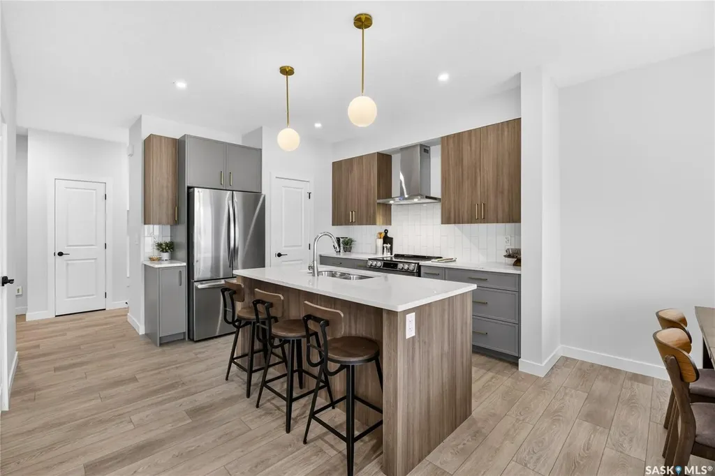 830 Brighton Boulevard Saskatoon SK S7V 2A8