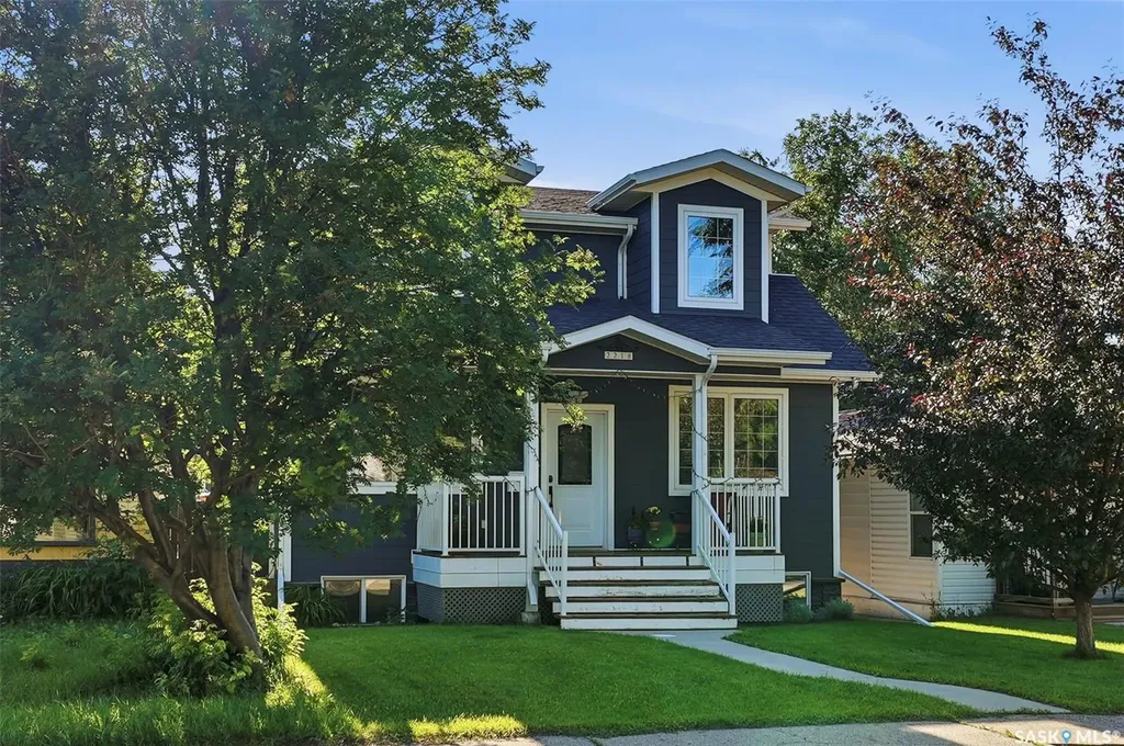 2218 St Andrews Avenue Saskatoon SK S7M 0M3