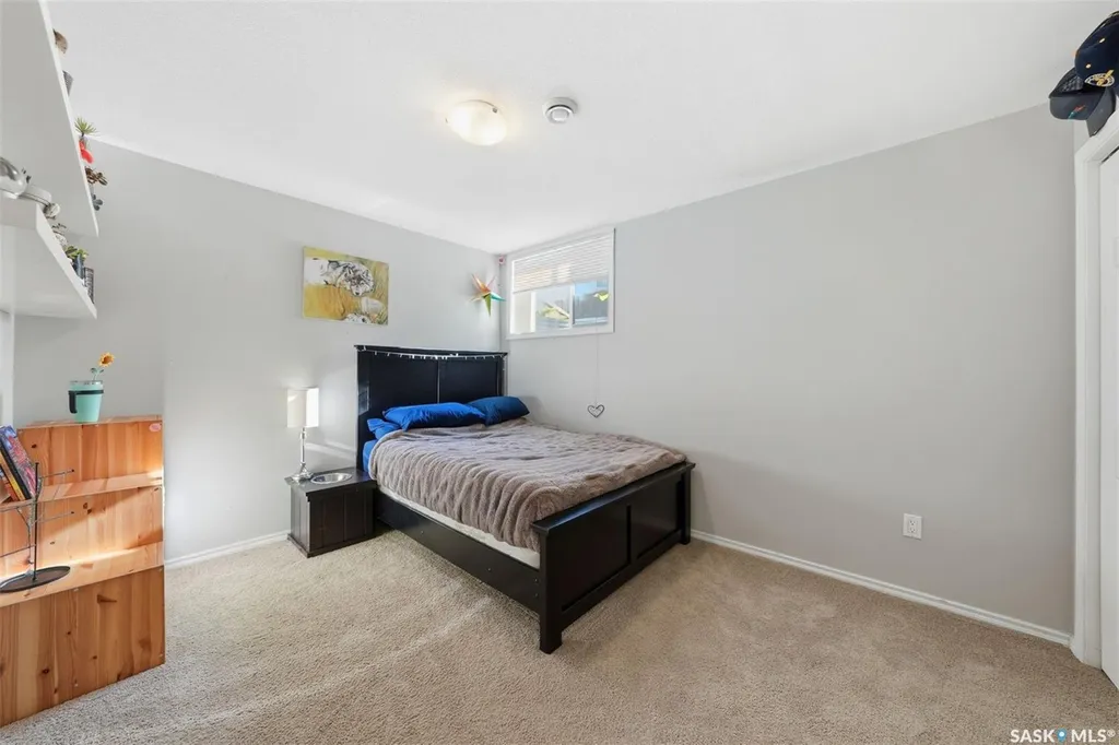 2218 St Andrews Avenue Saskatoon SK S7M 0M3
