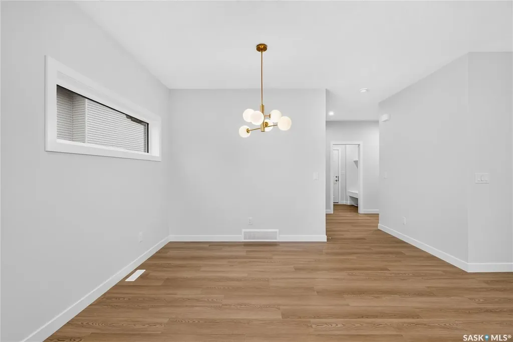 430 Cockcroft Place Saskatoon SK S7V 1Y9