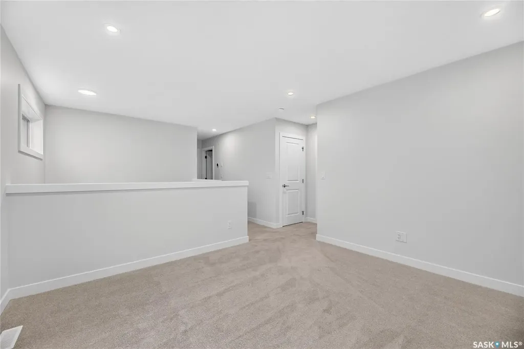 430 Cockcroft Place Saskatoon SK S7V 1Y9