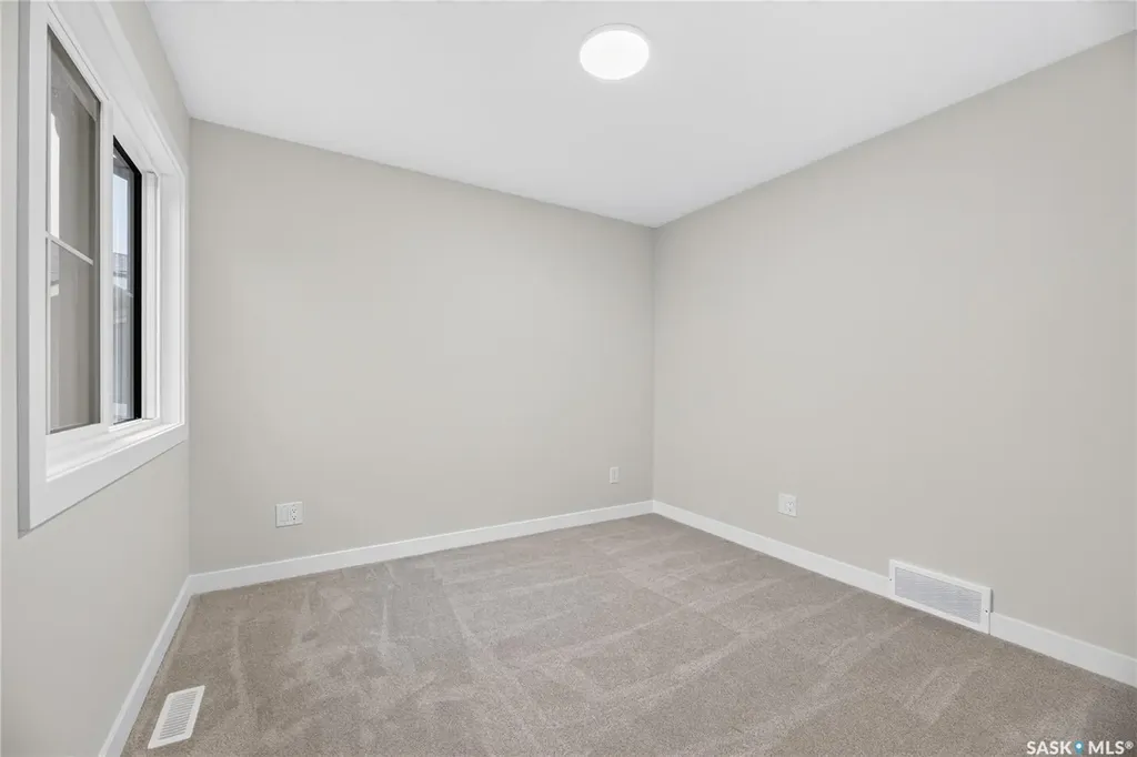 430 Cockcroft Place Saskatoon SK S7V 1Y9