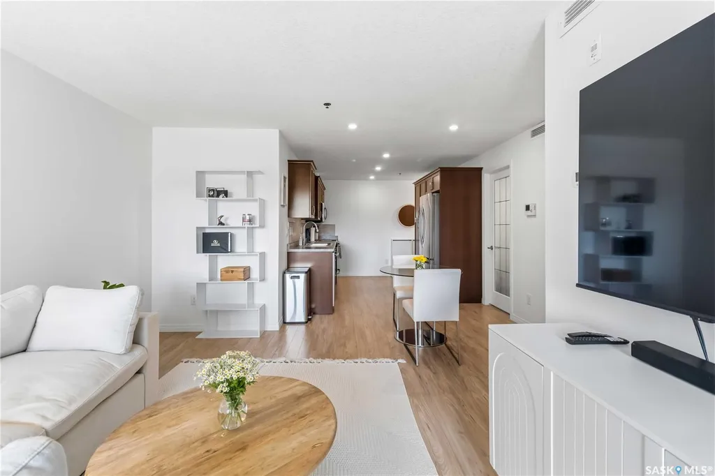 108 Willis Crescent Saskatoon SK S7T 0N3