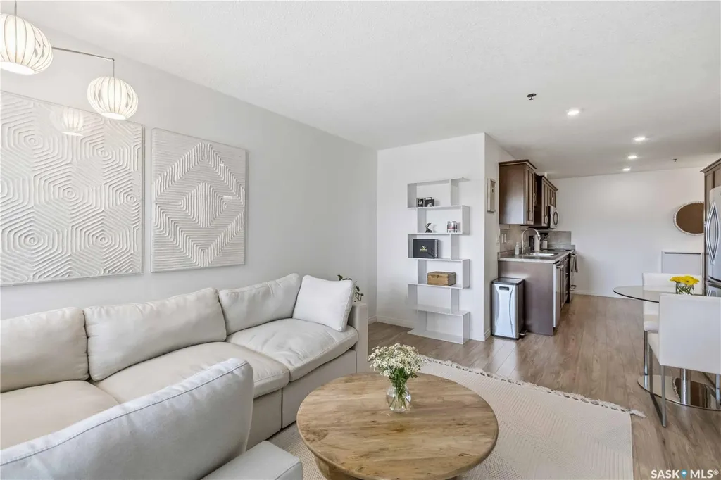 108 Willis Crescent Saskatoon SK S7T 0N3