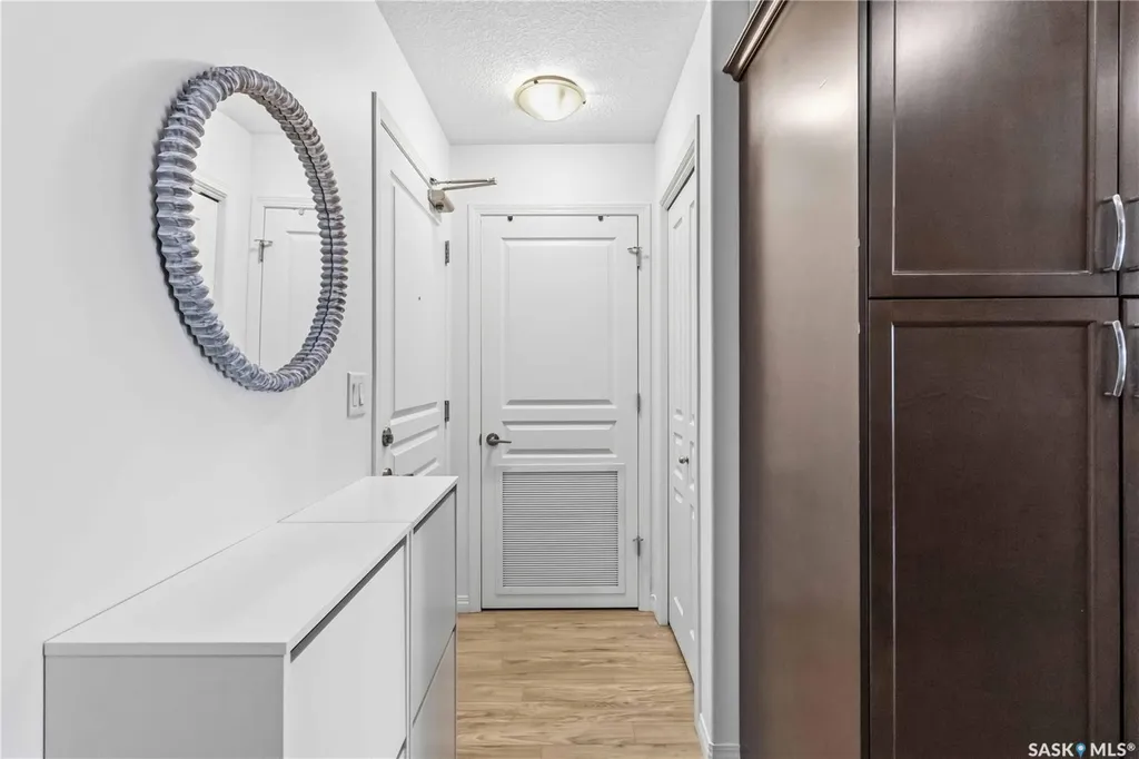 108 Willis Crescent Saskatoon SK S7T 0N3