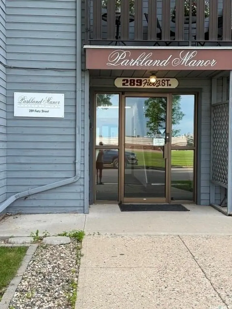 289 Fietz Street Yorkton SK S3N 3P6