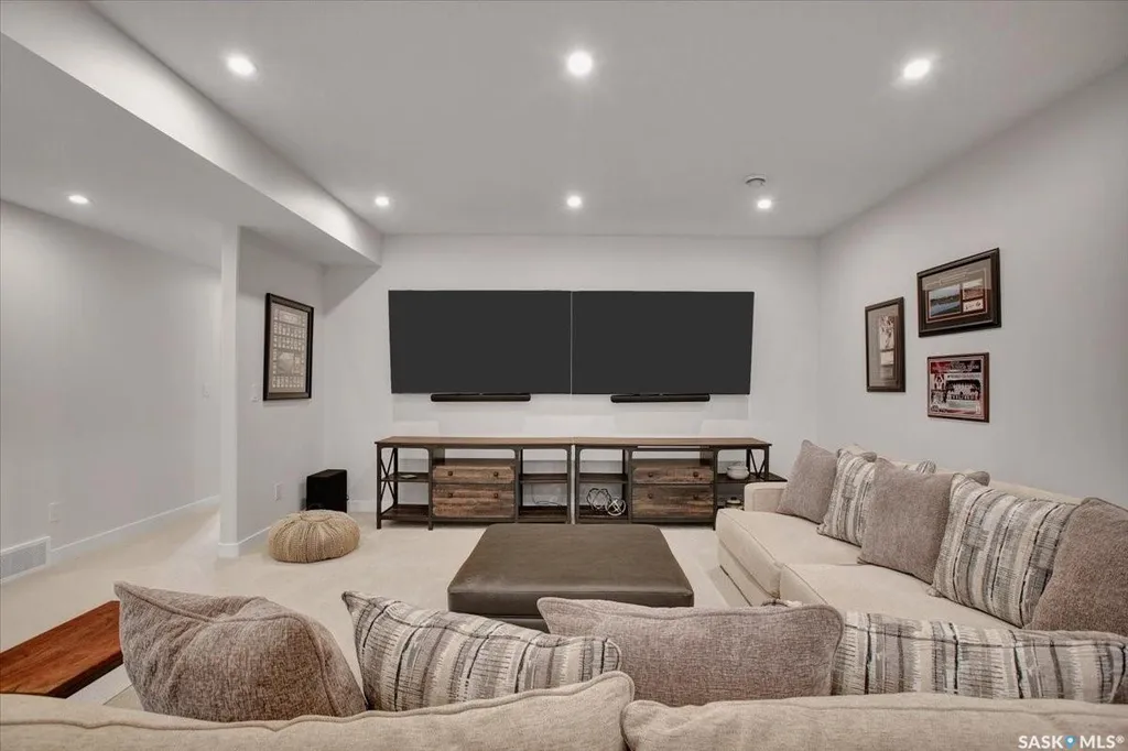 223 Hamm Crescent Saskatoon SK S7V 0R9