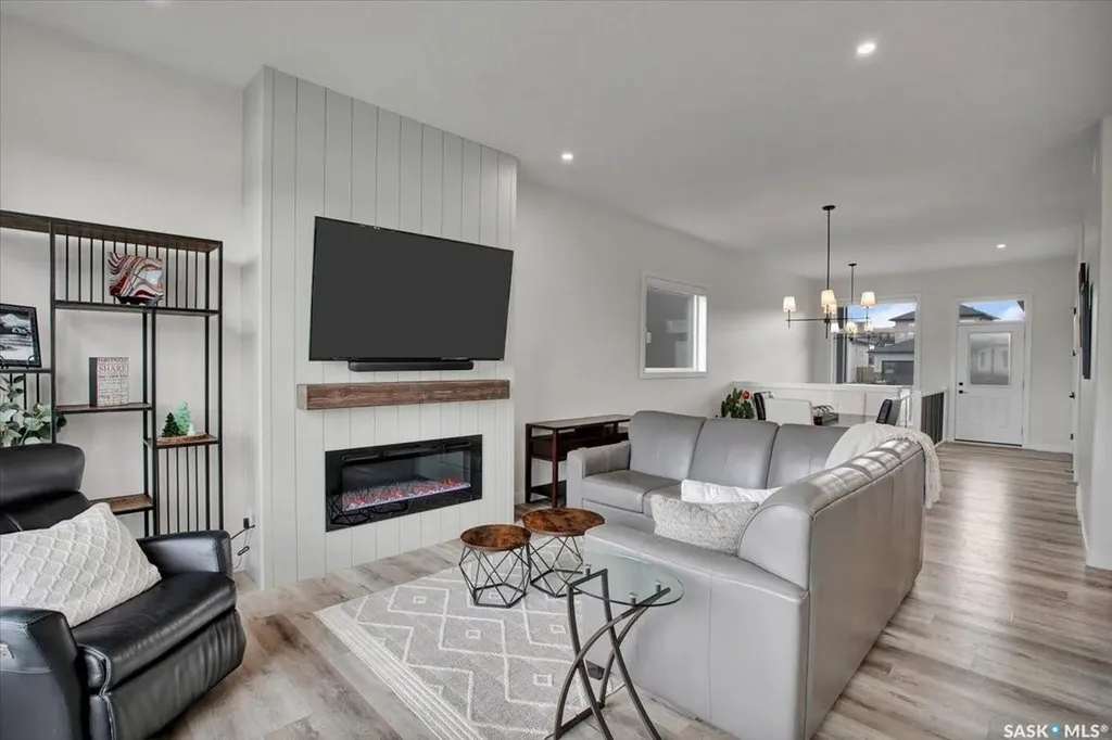 223 Hamm Crescent Saskatoon SK S7V 0R9