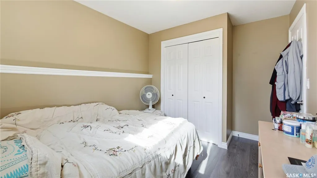 516 Hamilton Street Regina SK S4R 2A9