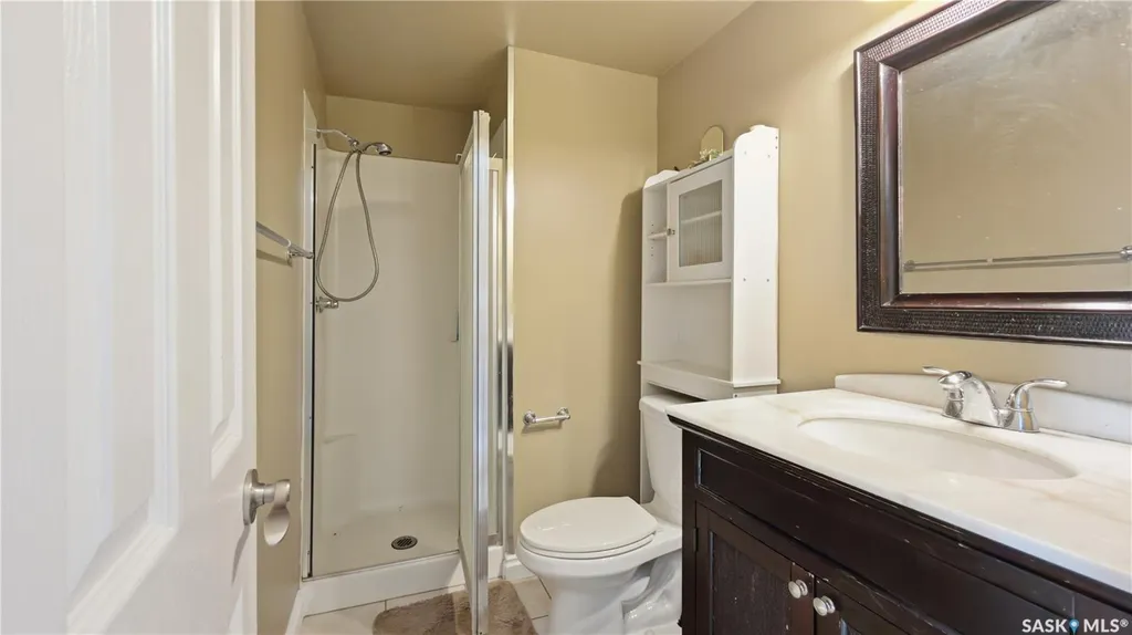 516 Hamilton Street Regina SK S4R 2A9