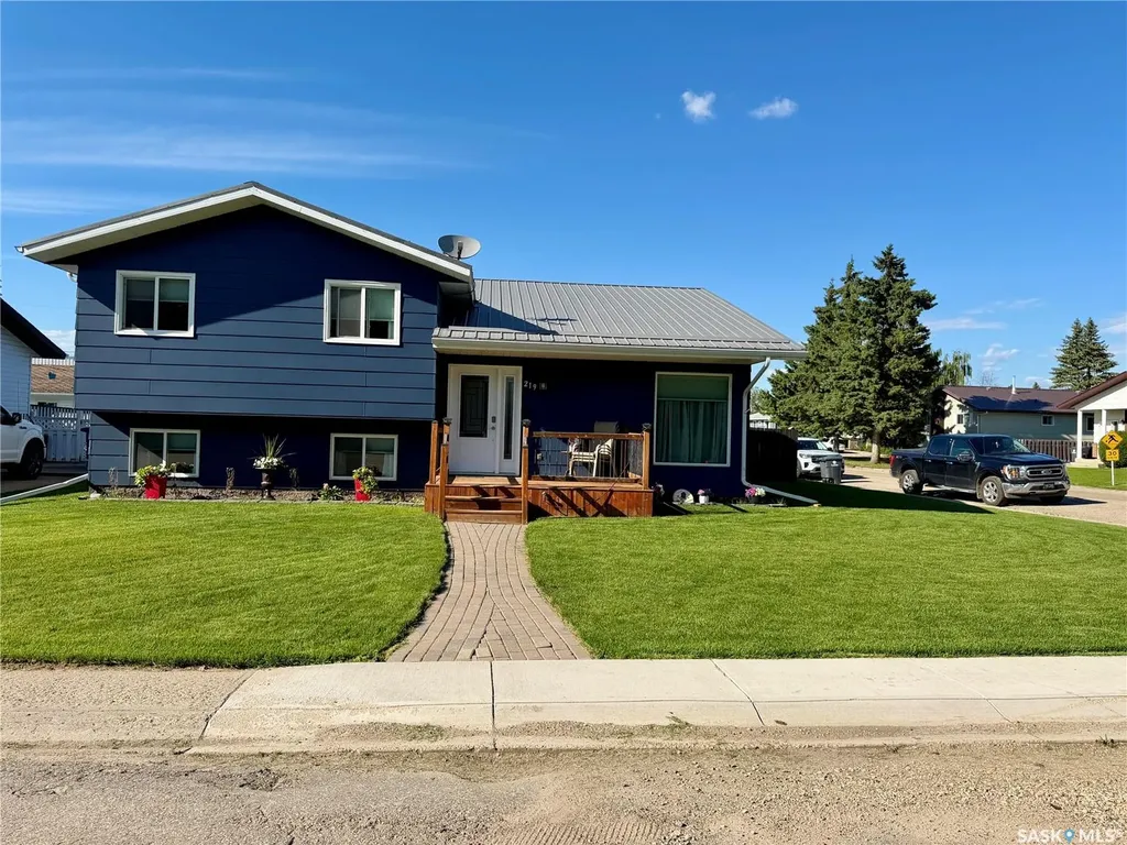 219 4th Avenue E Spiritwood SK S0J 2M0