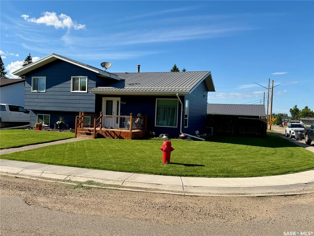 219 4th Avenue E Spiritwood SK S0J 2M0