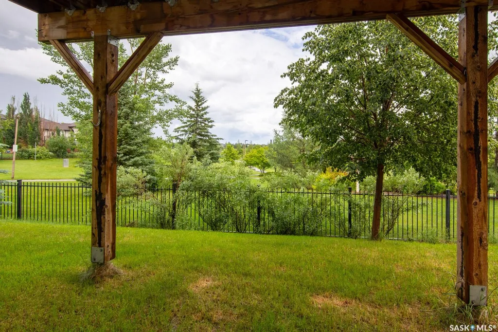 202 Mckague Crescent Saskatoon SK S7R 0L8
