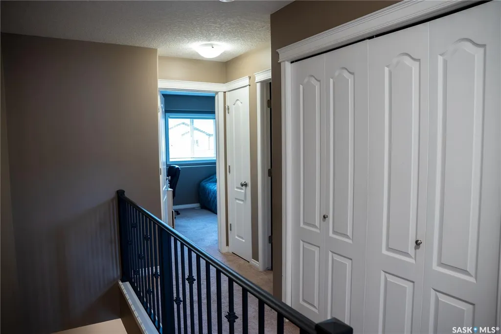 3806 Dewdney Avenue E Regina SK S4Z 0A6