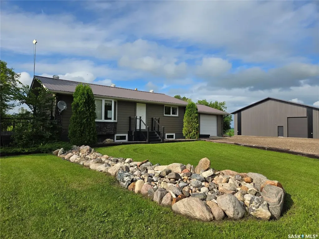 Rural Address Wallace Rm No. 243 SK S3N 2W7