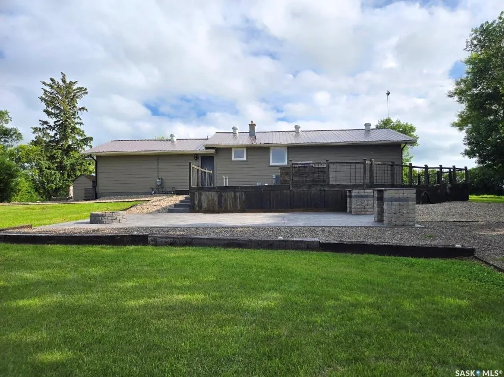 Rural Address Wallace Rm No. 243 SK S3N 2W7