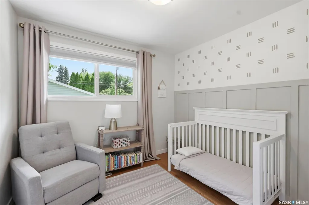 2221 Munroe Avenue S Saskatoon SK S7J 1S2