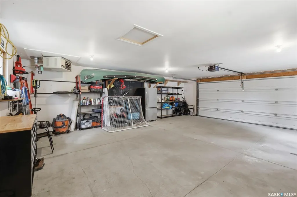 2221 Munroe Avenue S Saskatoon SK S7J 1S2