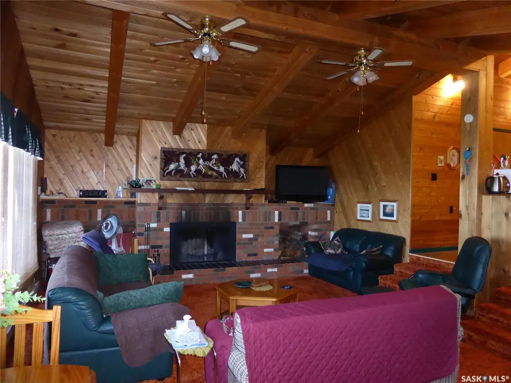 2416 & 2420 Spruce Crescent Turtle View SK S0M 1J0